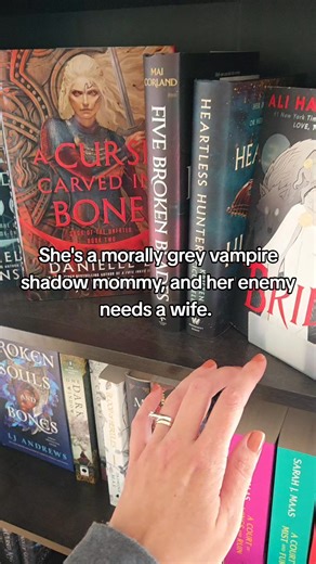 14 reactions | If Crescent City met The Selection, and it was mûrdéry and for adults, you'd get A Game of Love and Betrayal and it's the first book in a complete duology #fantasyromance #romantasyrecs #agameofloveandbetrayal | Author Elayna R. Gallea | Facebook
