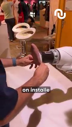 4.1K views · 15 reactions | Je me suis fait passer par un robot de Capsix Robotics, une entreprise française qui veut transformer la récupération sportive. #Vivatech #massage #startup #tech | Numerama | Facebook