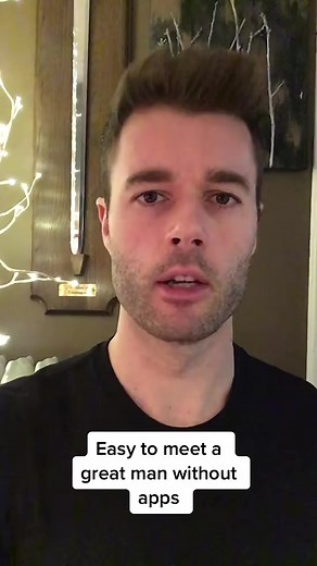 Easy way to meet a great guy without apps. #texting #single #datingadvice #datingadvice101 #datingadviceforwomen #datingexpert #love #women #datingtipsforwomen #datingtips #30s #datingapps #usa | RTP Dating Method