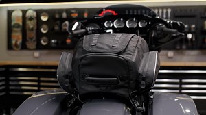 Onyx Premium Luggage Tail Bag provides the space you need. The main compartment is large enough to store a half helmet, rain gear or extra layers, while zipped side pockets are large enough to hold gloves or small electronic devices. The Tail Bag mounts to a passenger pillion and has locking, quick-release clasps for easy on and off the bike. 📞 04-339-1909 #harleydavidson #harleydavidsondubai #openroad #motorcycles #motorcycleaccessories #ridersinuae #bikersinuae #uae #northernemirates #emirate