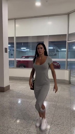 95K views · 370 reactions | #poolparty #beachlife #beach #girls #girlswholift #pool #friends #friendship #workout #workoutmotivation #workoutideas #gym#gymlife #fitnessgirl #reels #viralshort | Fitness Girl | Facebook