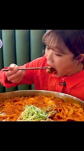 #asmr #hamzy #asmrmukbang #hamzymukbang #mymukbang #mukbang #mukbangshow #asmrshow #asmreating #yummyfood #viral #korea Bagian 3 | Asmr Mukbangfood | Facebook