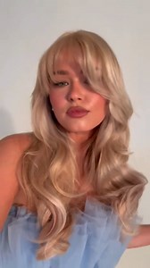 Take your client from backstage to "In the Spotlight" with this pop placement created with all #KenraColor 🎤⭐️​ This technique uses rounded partings to avoid harsh foil lines and allows you to create a soft & bright blonde.​ The Kenra Professional Artistic Team is offering in-salon classes by request throughout the year. Link in bio to sign up 🔗 | Kenra Professional