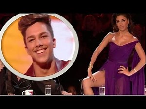Nicole Scherzinger FLASHES Her Underwear To Her LOVER!