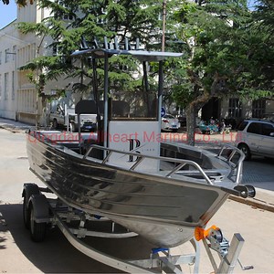 [Hot Item] 5.8m Fishing Center Steering Console Boat Hull with T-Top