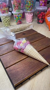 Lembrancinhas simples e fáceis com jujubas para festa infantil