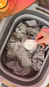 3 cleaning hacks you NEED to try ⬇️ 1. use a microfiber cloth and pan...