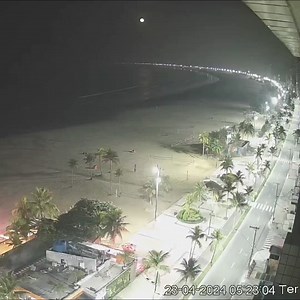 1.7K views · 287 reactions | Lua cheia linda na Praia Grande na manhã de terça-feira #praia #praiagrandesp #praiagrandeeregiao #CapCut | Praia Grande e Região. | Facebook