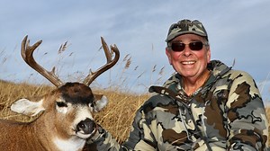 KODIAK SITKA BLACKTAIL HUNT ALASKA