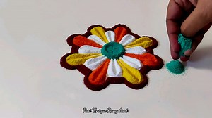 Simple & Easy Multicolour Rangoli For festival💜🖤💚🧡💙🤍❤️ ... #rangoli #rangolidesigns #holirangoli #holispecialrangoli #holikadahanrangoli #colourfulrangoli #rangolikolam #muggu #easyrangoli #dhulivandanrangoli #holi2023 #dhulivandan #kolam #muggulu #easyrangoli #simplerangoli #sandart #satisfyingvideo #relaxingvideo #rangolibyarchana #archanagaikwad #artgallery #hobbyideas #indianart #gudipadwarangoli #newyear2023 #pariuniquerangoliart | Pari Unique Rangoliart