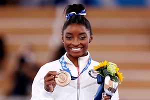 Simone Biles Overcomes Challenges, Finishes Olympics Taking Bronze in Balance Beam - | BET AWARDS