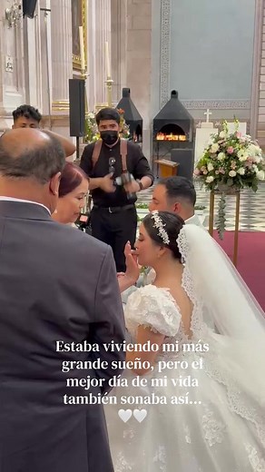 Estaba viviendo mi más grande sueño pero el mejor día de mi vida también sonaba así