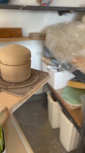 2.7K views · 3 comments | Learn how to make these closed form lidded jars with me next Wednesday through @sipor.ceramics. Register at the link in my bio. $40 gets you the live virtual workshop, access up to 60 days after, and lots of time for Q&A during the workshop. Registration now open. Link in bio :) #ceramics #pottery | Kowalskipottery | Facebook