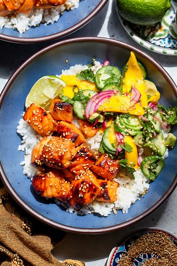 Hot Honey Salmon Bowls with Mango Salad
