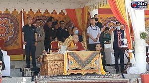 His Holiness The 14th Dalai Lama addressing a gathering at Sindhu Ghat. #leh #kargil #lehladakh #ladakh #UTLadakh #ladakhdiaries #dalailama #hisholiness #buddhism #buddhistteachings #loveandcompassion #peaceandlove | JK24x7News Ladakh