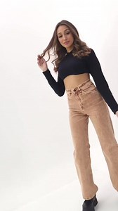 3.4K views · 22 reactions | DIWAY COLOR  ❄️Denim Perfecto . Mantené el estilo y el calor con esta prenda de moda. Disponible ahora mismo, contáctanos para más información.  (+54 9 11 6637-8527) (+54 9 11 - 5895-5662 ) . . . . #ModaInvernal #Denim #Mayorista #Minorista #invierno #denimdiway | Diway Jeans | Facebook