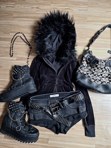 เสื้อฮู๊ดกำมะหยี่ขนเฟอร์สีดำดับเบิ้ลซิป