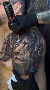 Minhas tatuagens contam histórias. Que tal contar a sua? 💉 Agende agora: 51-981125206 🎨 Tatuagens personalizadas com os melhores equipamentos: @nexas.pro 💪 Parceiros oficiais: Suplementos: @growthsupplements ( cupom Morbene) Moda casual e bodybuilder: @use.rux ( cupom Morbene ) Farmácia de manipulação: @_unicpharma ( cupom: Morbene 📍 Morbene Tattoo Studio - RS/SP 🔗 Entre em contato e transforme sua ideia em arte! | Chico Morbene Tattoo