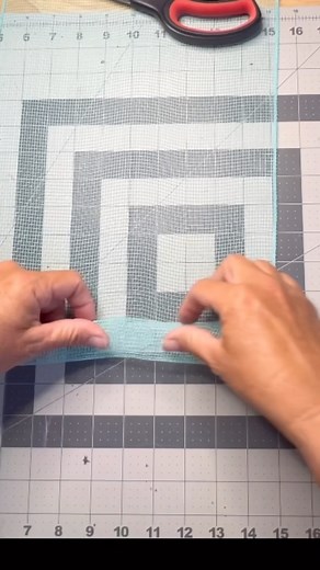 40K views · 480 reactions | Easy Coastal Nautical Wreath DIY ⛵️#coastaldecor #nauticaldecor #diywreath #wreathdiy #coastalwreath #summerdecor #homedecor #diyproject #holliehobbies | Hollie Hobbies | Facebook