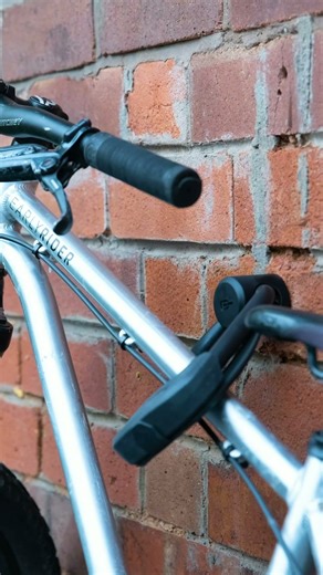 ANKR MINI with Z LOK COMBO or a D lock is perfect for storing and securing bikes and scooters. 🚴‍♂️🛴