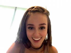 Stunning blonde webcam solo