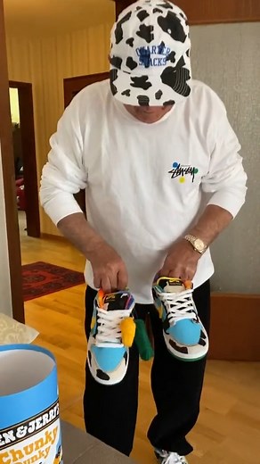 26K views · 627 reactions | Chunky Dunky unboxing  @benandjerrys #chunkydunky #gramps #fyp #foryou #hypebeast #grandpa | Aki Well | Facebook