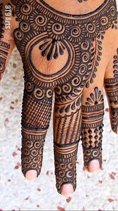 Simple Back Hand Mehndi Designs by 9T9 Arts #mehendi #mehndidesigns #mehndi #henna #mehandi #hennadesigns #9T9arts | 9T9 Arts