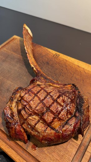 Delicious Tomahawk Steak Recipe for Barbecue Lovers