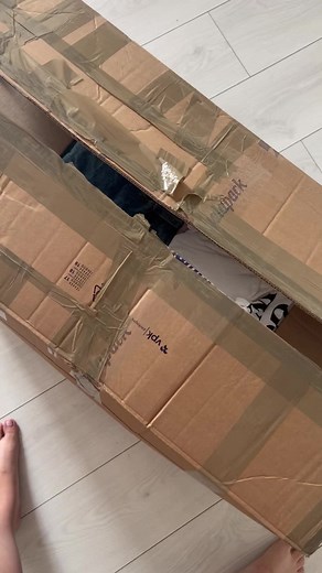 435K views · 1.8K reactions | #moda #ubrania #ciuchy #unboxing #paczka #haul #secondhand #shhaul #otwieram #styl #outlet | Niepowtarzalne Transmisje | Facebook