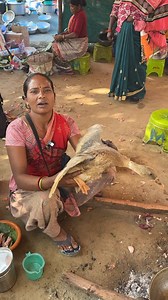 14M views · 205K reactions | आदिवासी बाजार में खाने के लिए मेला लगता।  | That Food Traveller | Facebook