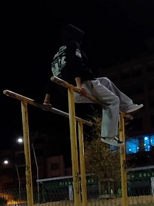 A entrenar porque me gustó una que suena así — entrenar y trabajar por ella