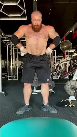 Onlyfans.com/BeefBeast Thick Musclebear Hairy Beefy Bodybuilder Men Guys Big Flex Bear Bull Bears