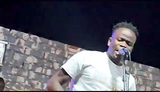 ... #GP... Romeo Gasa and Alick Macheso playing shedia on stage Gasa on lead vocal and bass guitar 🔥🔥🔥🔥... #TEAM GP | Team GP