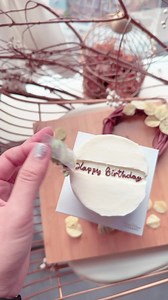 Buttercream cake 🎂 | Momo Momo Bakery