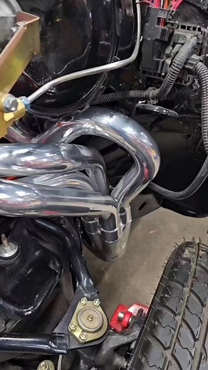 JET-HOT Coated Hedman Husler Fenderwell Headers for V8 S10 #jethot #v8s10 #hedmanhedders #sbc350 | 304 Customs Garage