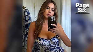 Sofia Vergara Sizzles In Dolce & Gabbana Swimsuit