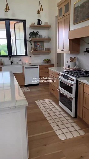 3.2K views · 16 reactions | Finding the best kitchen mats can be hard  But we’re here to help! Shop our Windowpane Standing Mat now!  @the.rosie.home #houseofnoa #standingmat #kitchenmat #kitchendecor | the House of Noa | Facebook