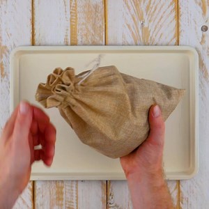 Chestnuts roasting on an open fire… 🌰🍫🤗 FULL RECIPE: https://bit.ly/31dC6Vq | Scrumdiddlyumptious