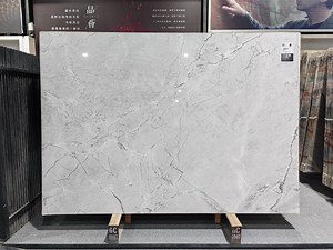 [Hot Item] Luxury Stone Quartzite Brazil Calacatta White Tile Slab Countertop Table