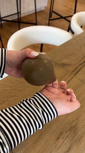 9K views · 73 reactions | $1 diy balloon ornaments, linking everything from Amazon in my bio!癩 #christmasdecor #ornaments #ornamentsdiy #aestheticchristmas #christmasornaments #amazonfinds #christmastree #amazonmusthaves #diychristmas | Paulina Weiss | Facebook