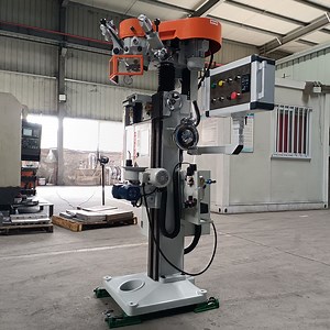 [Hot Item] Robust Heavy-Duty Center Grinding Machine for Precision Metalwork