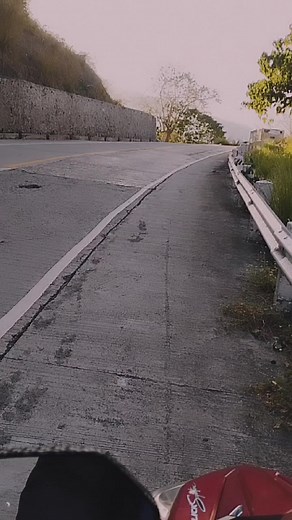 Maundy Thursday—also known as Holy Thursday and Sheer Thursday, among other names—is a Christian holy day that commemorates events known as the Washing of the Feet and the Last Supper. #holyweek #hihglightseveryone #Godblesseveryone | Iwi Jeri Cho