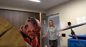 IRON MAIDEN's EDDIE Mascot Takes Over NICKO MCBRAIN's Warm-Up Room (Video)