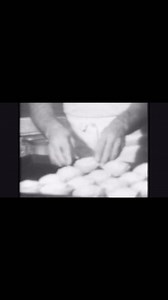 438 reactions · 8 comments | Another classic documentary about Boston’s North End Italian enclave (Little Italy).  #boston #northend #littleitaly #italian #italianamerican #throwback #oldschool #italianenclave #italianenclaves #hanoverstreet #italianfood #bakery #salumeria #porkstore #italianrestaurant #italianneighborhood #growingupitalian #italoamericano | Italian Neighborhoods | Facebook