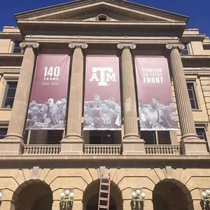 Put your message in all of the places it needs to be with eye-catching branded products. Learn more about how FASTSIGNS® can help your brand today! | FASTSIGNS