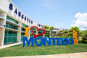 #EyeOnMelissa: Airports still open but some flights cancelled - Jamaica Observer