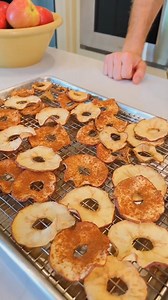 21K views · 866 reactions | These homemade apple chips are so easy to make and a delicious snack! Follow Me for more殺 #fyp #reels #diy #usa #asmr #preserve #natureza #nature #flowers #gardening #plants #flower #avocado #avocados #asmr #garden #food #homeoffice #handmade #yummy #dinner #lifestyle #foodlover #follow #magic #organicgardening #instadaily #tiktokstar #minecraft #food #eggshells #fertilizer #shorts #idea #KalebPreserve | Little News Star | Facebook