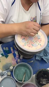 Each piece of our Polish Stoneware is individually handcrafted and hand decorated by artisans in Boleslawiec, Poland. #polishstoneware #handpainted #worksofart | Manufaktura USA