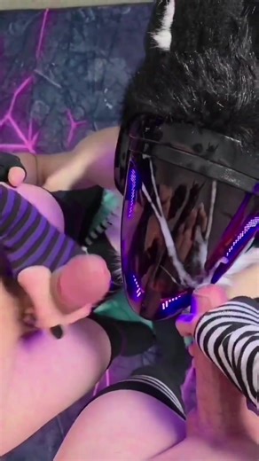 Painting protogens head