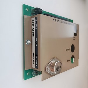 [Hot Item] Chongqing ECU Computation Module ESC Board 3044195 Diesel Generator Speed Control Board